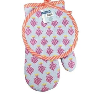 Periwinkle Flowers Oven Mitt &‎ Round Pot Holder, 2 Piece Set - NEW